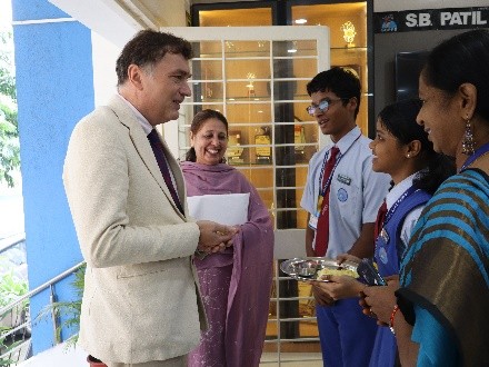 International Diplomatic Delegation